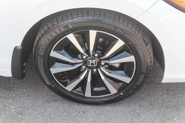 Used 2024 Honda Civic EX-L image 12