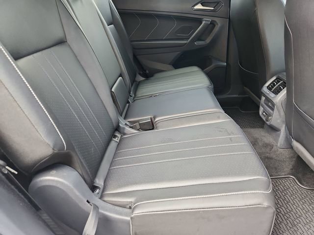 Used 2024 Volkswagen Tiguan SE R-Line image 26