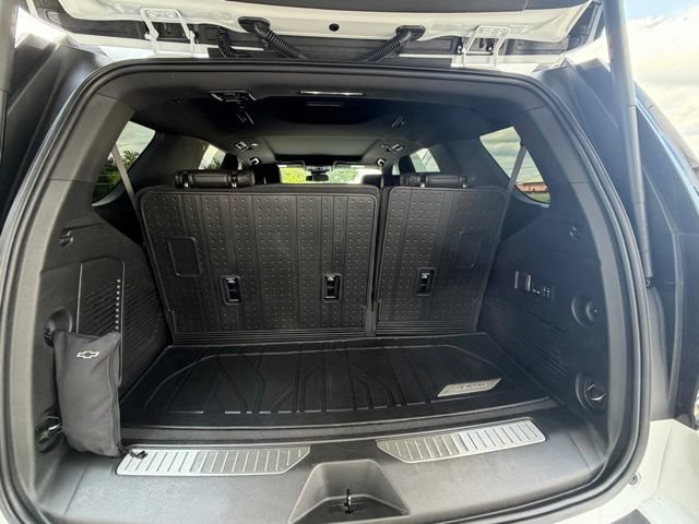 Used 2025 Chevrolet Tahoe RST w/ Comfort Package AWD/4WD image 30