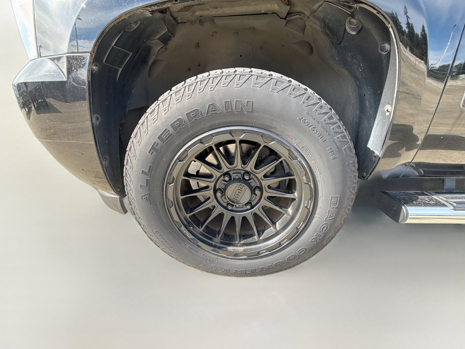 Used 2013 Chevrolet Tahoe LTZ AWD/4WD image 9