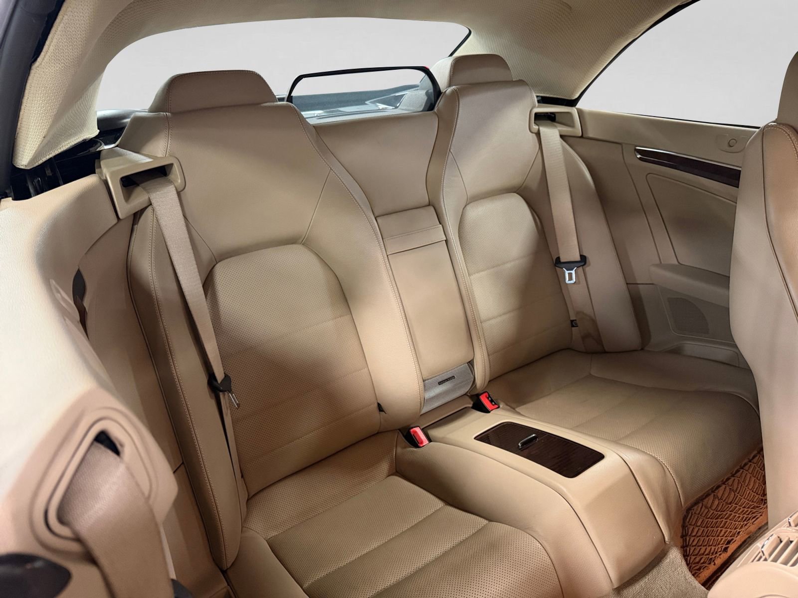 Used 2011 Mercedes-Benz E 350 Cabriolet image 25