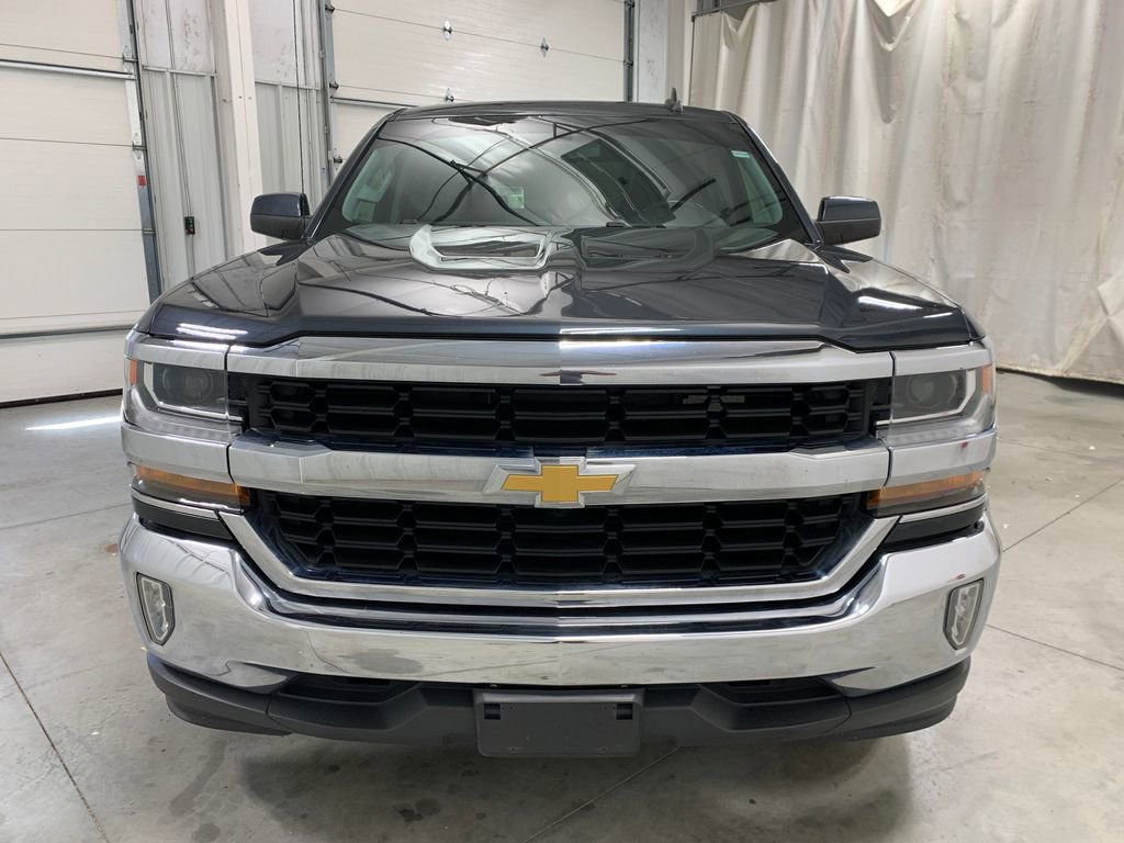 Used 2018 Chevrolet Silverado 1500 LT w/ All Star Edition image 26
