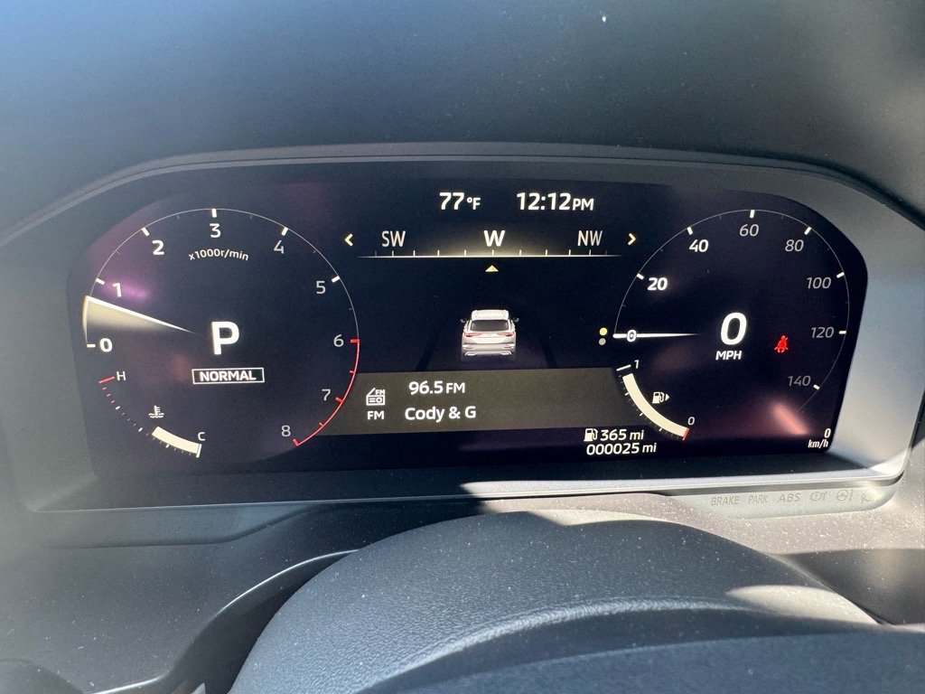 Used 2025 Mitsubishi Outlander AWD image 31