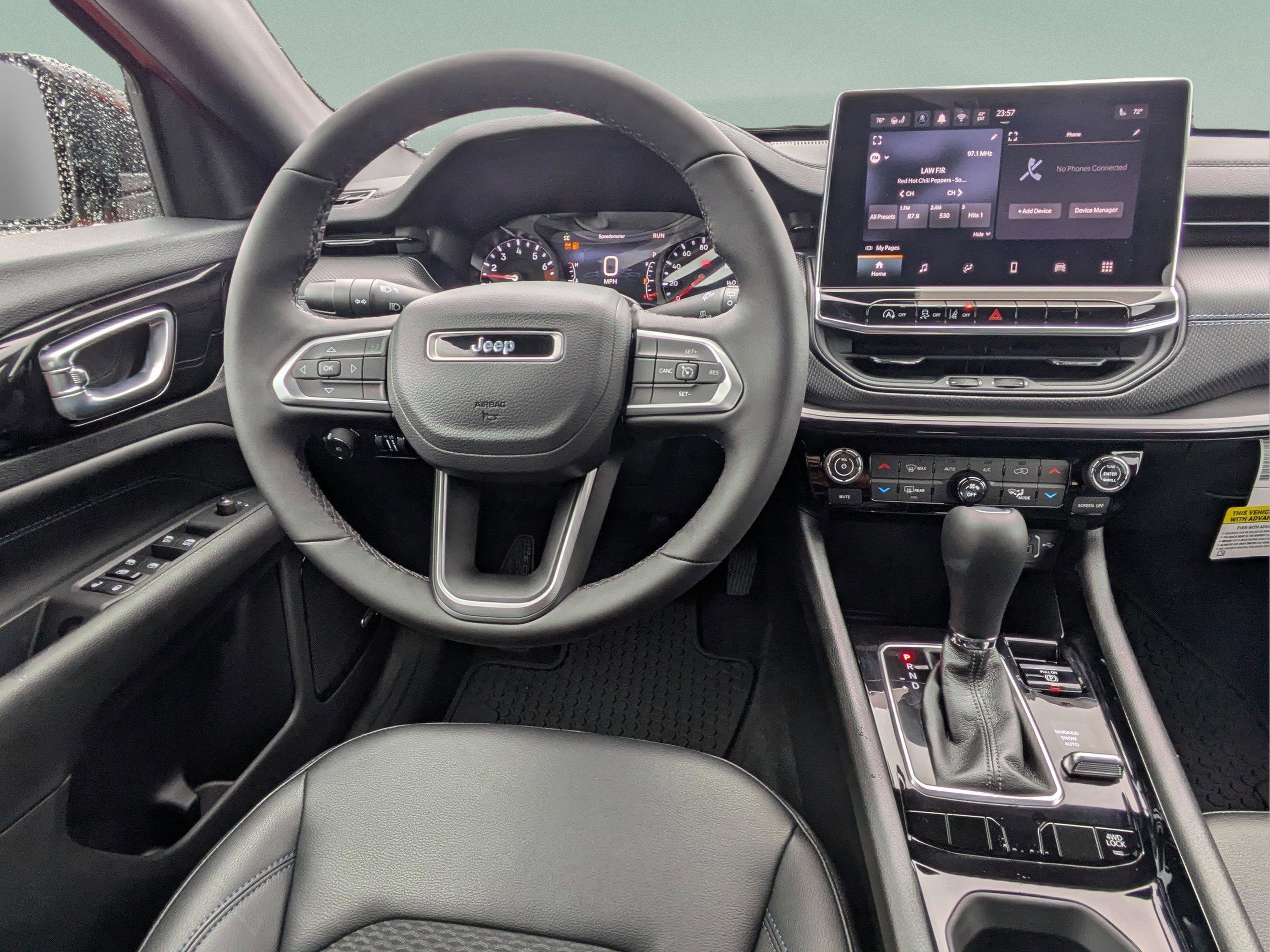 New 2026 Jeep Compass Latitude w/ Sun and Sound Group image 17