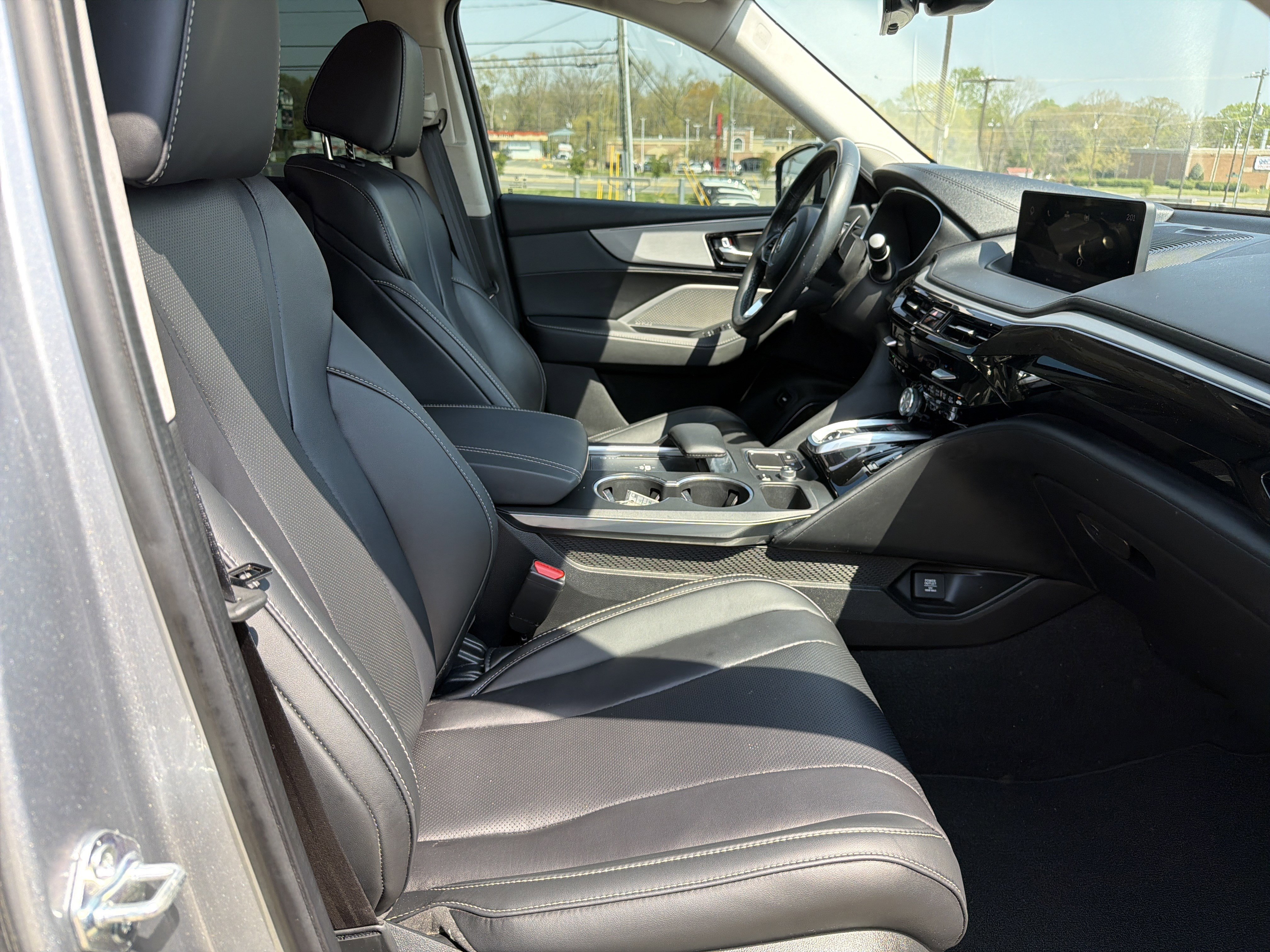 Certified 2024 Acura MDX FWD w/ Technology Package image 31