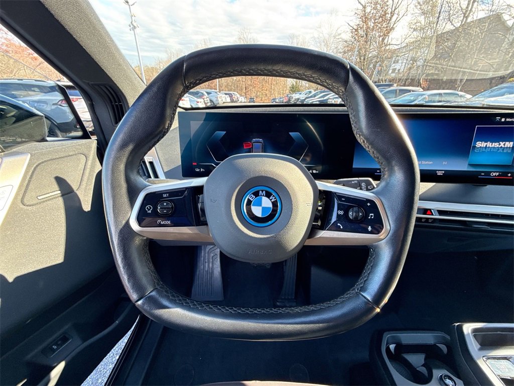 Used 2023 BMW iX xDrive50 w/ Ultimate Package 2 image 11