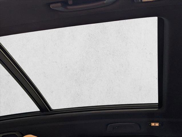 Certified 2025 BMW X5 xDrive50e w/ Premium Package image 20