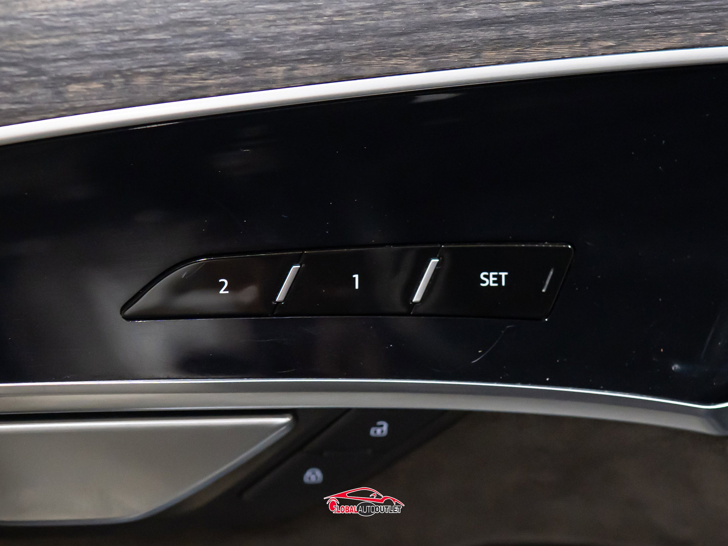 Used 2021 Audi A8 L 4.0T w/ Interior Protection Package image 42