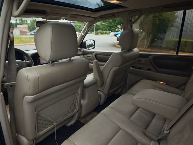 Used 2002 Toyota Land Cruiser AWD/4WD image 43
