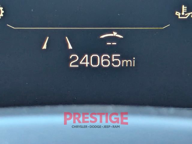 Used 2025 GMC Yukon XL Denali image 18