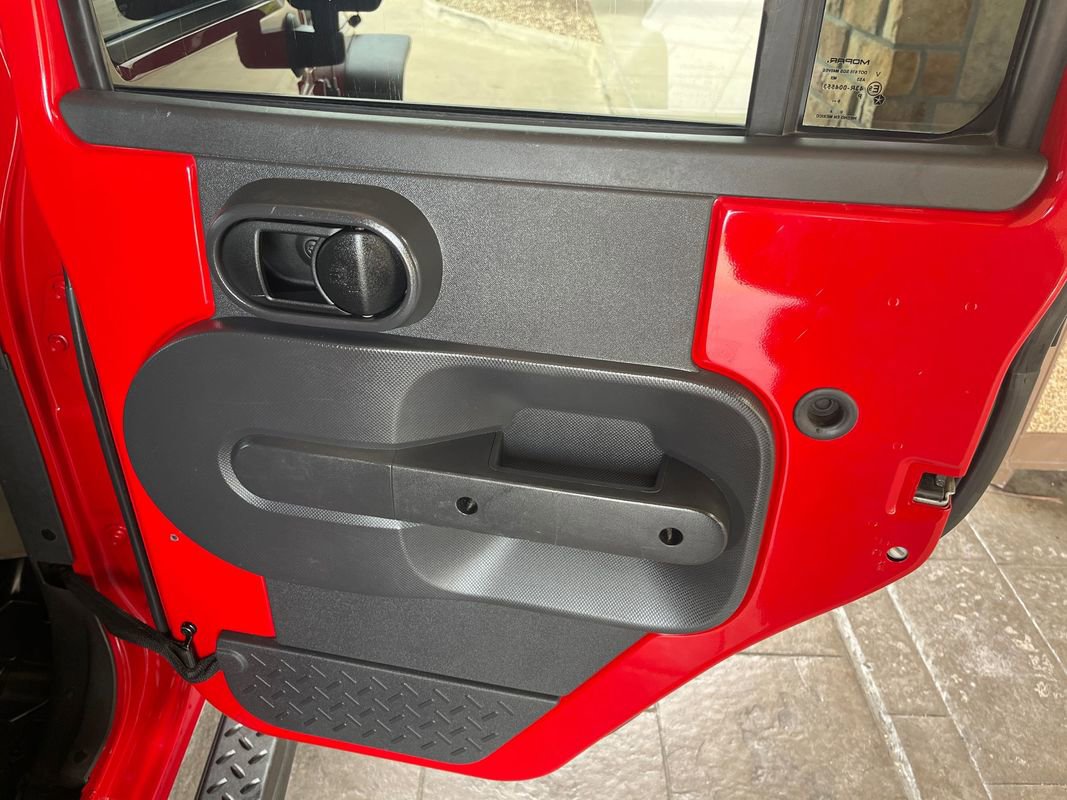 Used 2010 Jeep Wrangler Unlimited Sport image 15