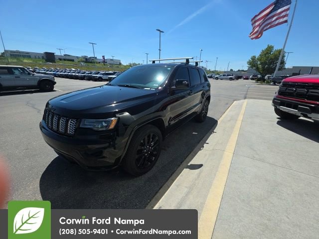Used 2021 Jeep Grand Cherokee Laredo X AWD/4WD image 6