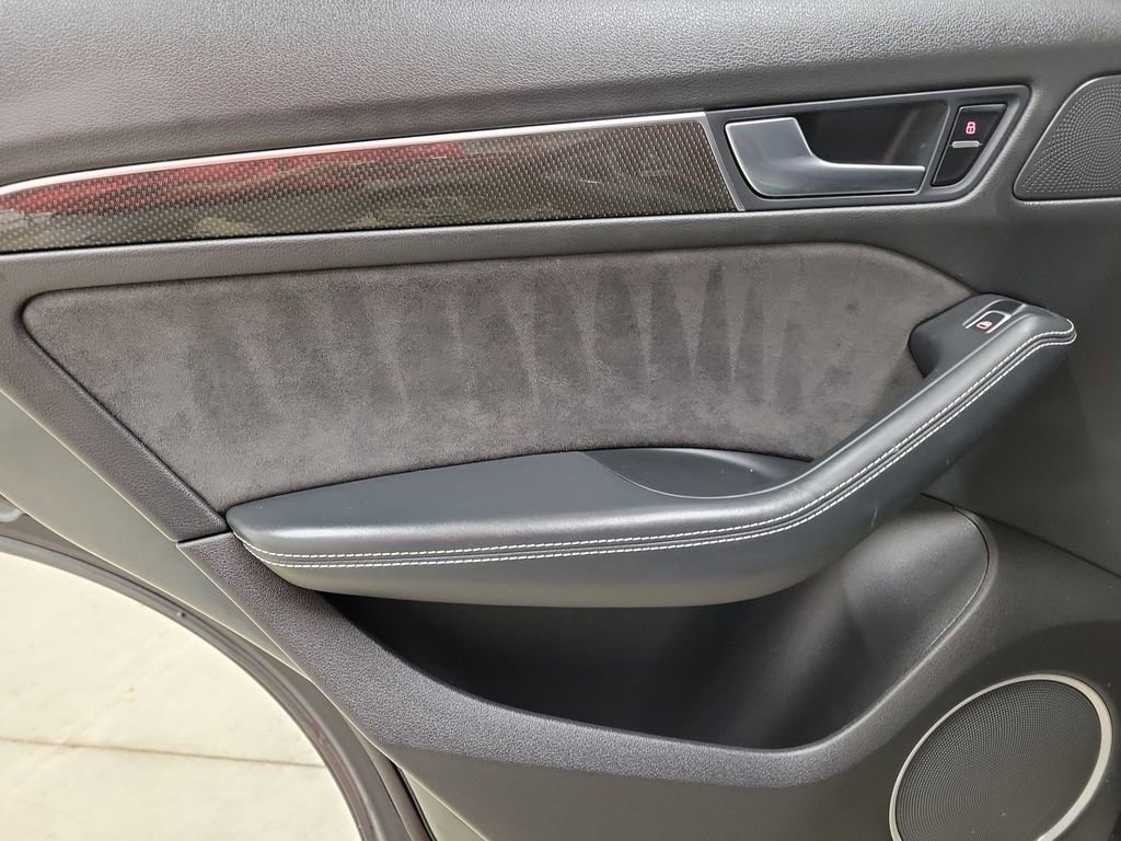 Used 2016 Audi SQ5 Premium Plus w/ Technology Package image 15