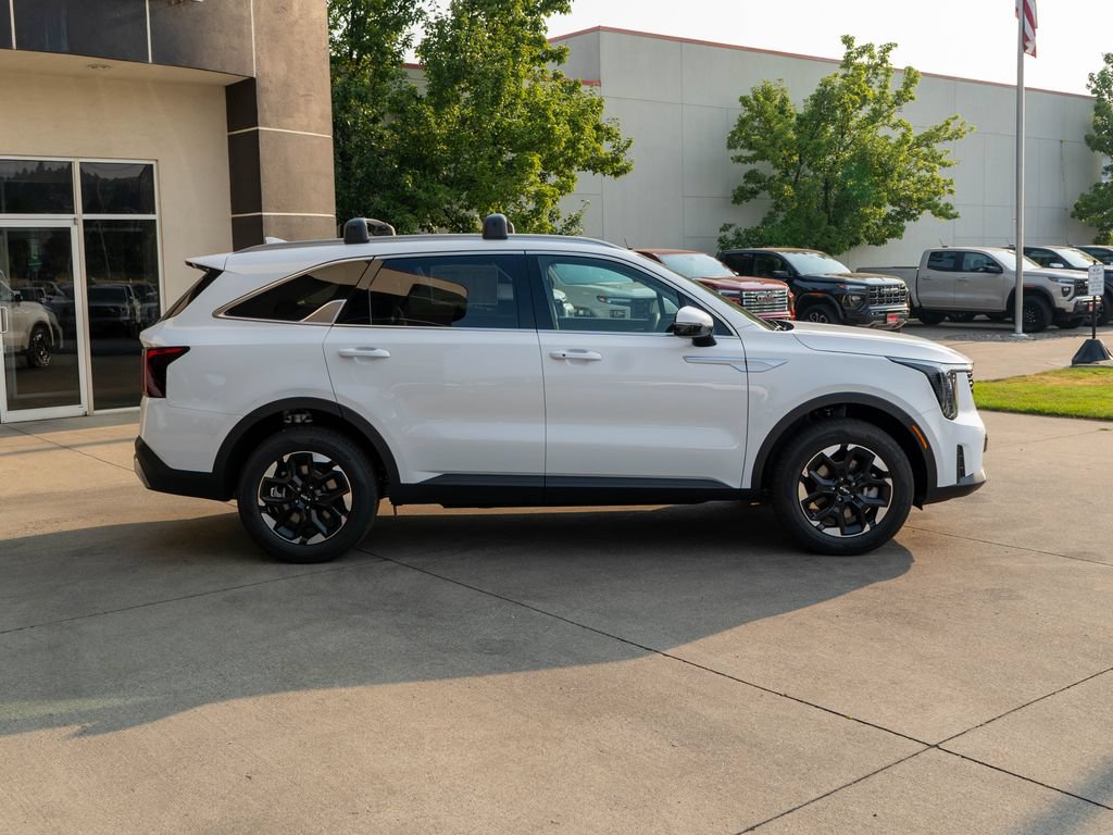 New 2026 Kia Sorento S AWD/4WD image 8