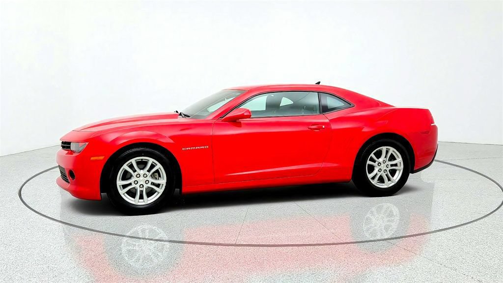 Used 2015 Chevrolet Camaro LS RWD image 8