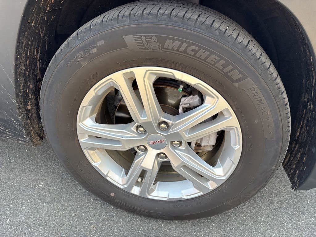 Used 2022 GMC Terrain SLE w/ Driver Convenience Package image 28