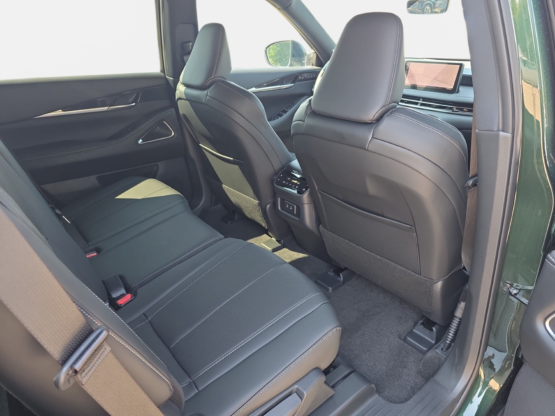 New 2027 INFINITI QX65 Sport w/ Cargo Package AWD/4WD image 11