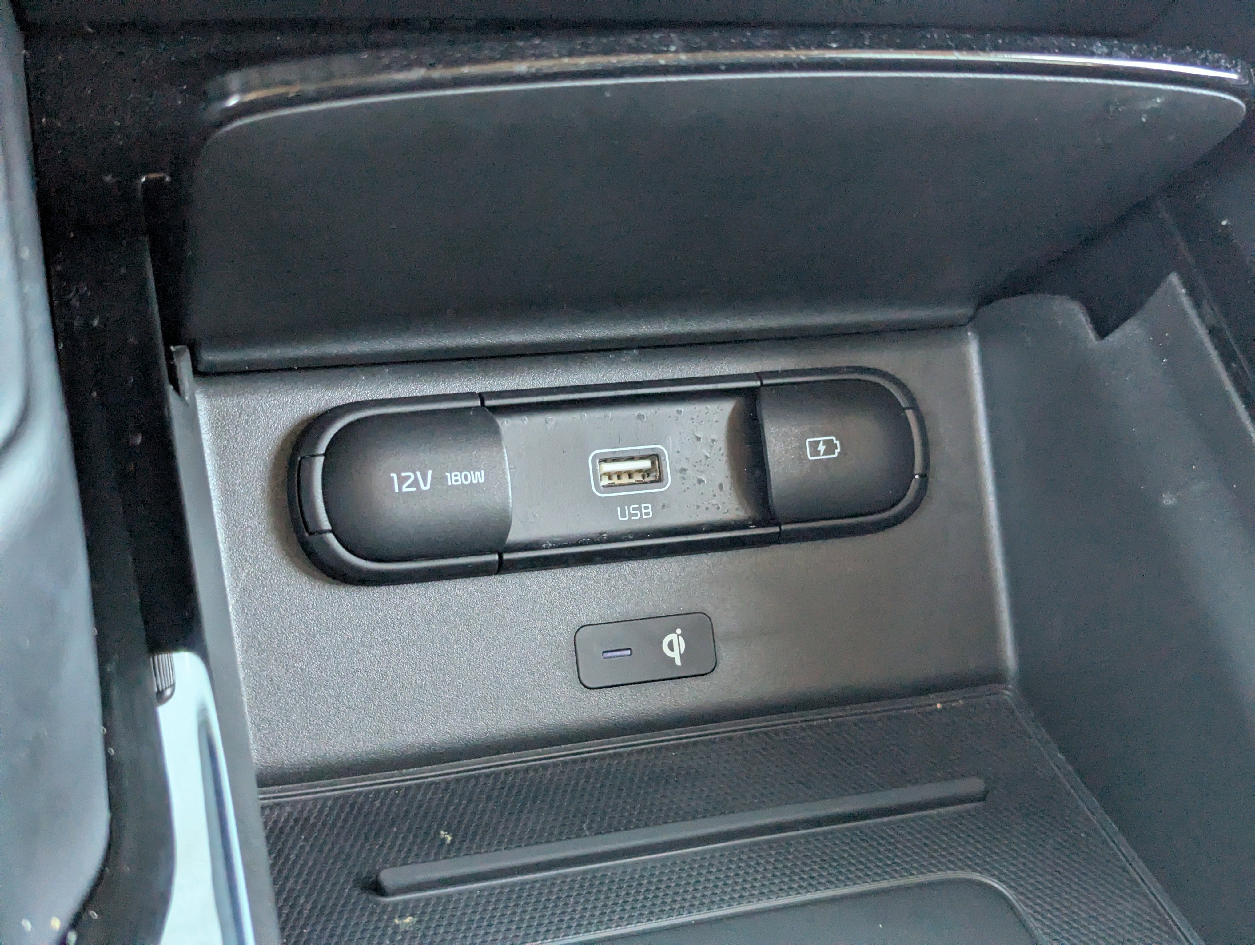 Certified 2022 Kia Telluride SX w/ Towing Package image 27