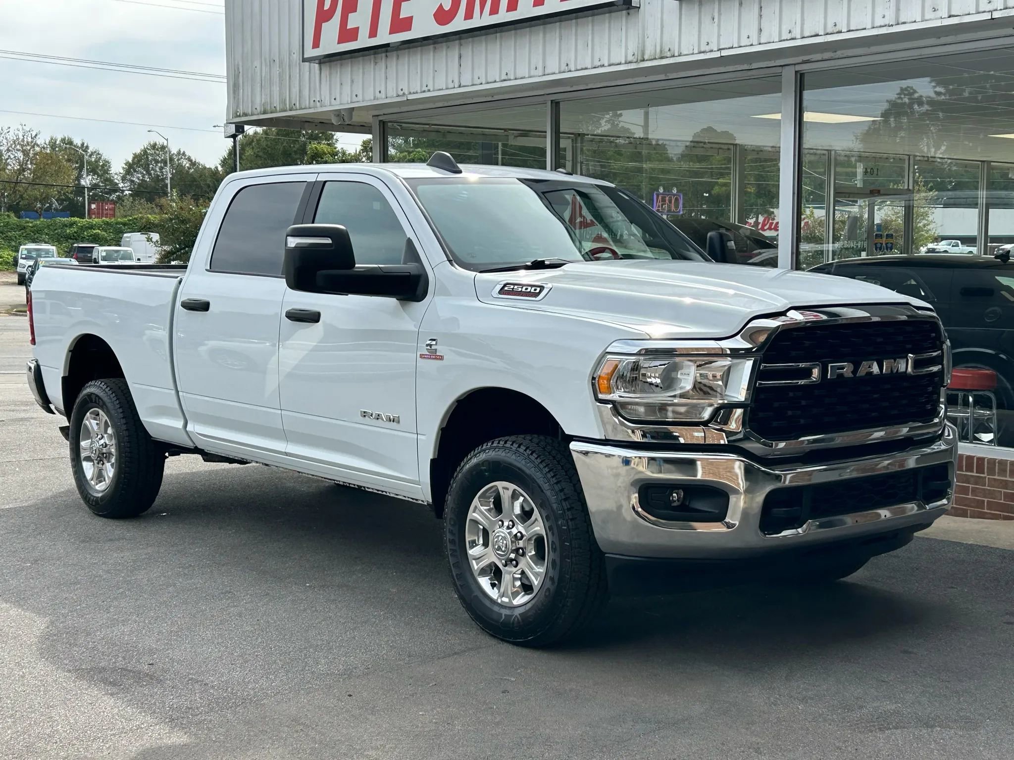 Used 2023 RAM 2500 Big Horn w/ Cold Weather Group image 5