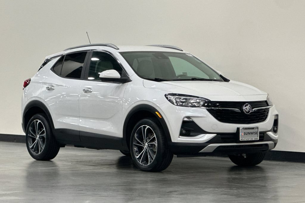 Used 2020 Buick Encore GX Select AWD/4WD image 2