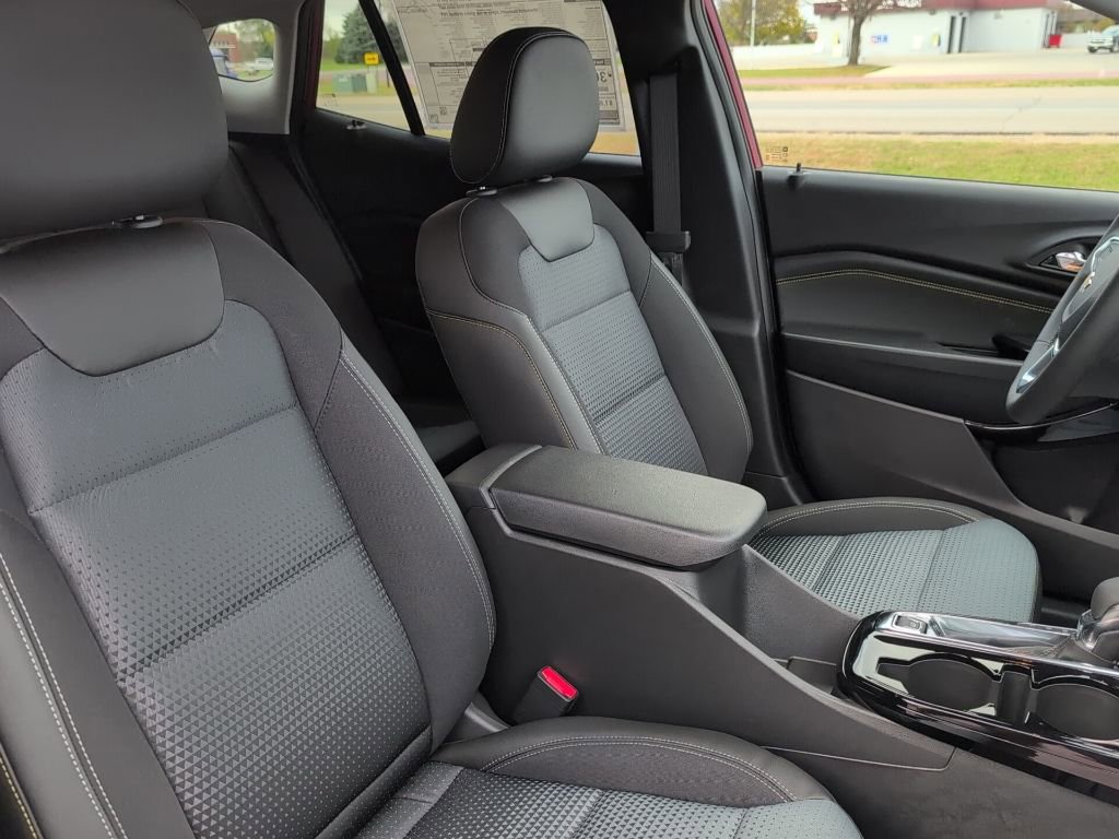 New 2026 Chevrolet Trax LT image 31