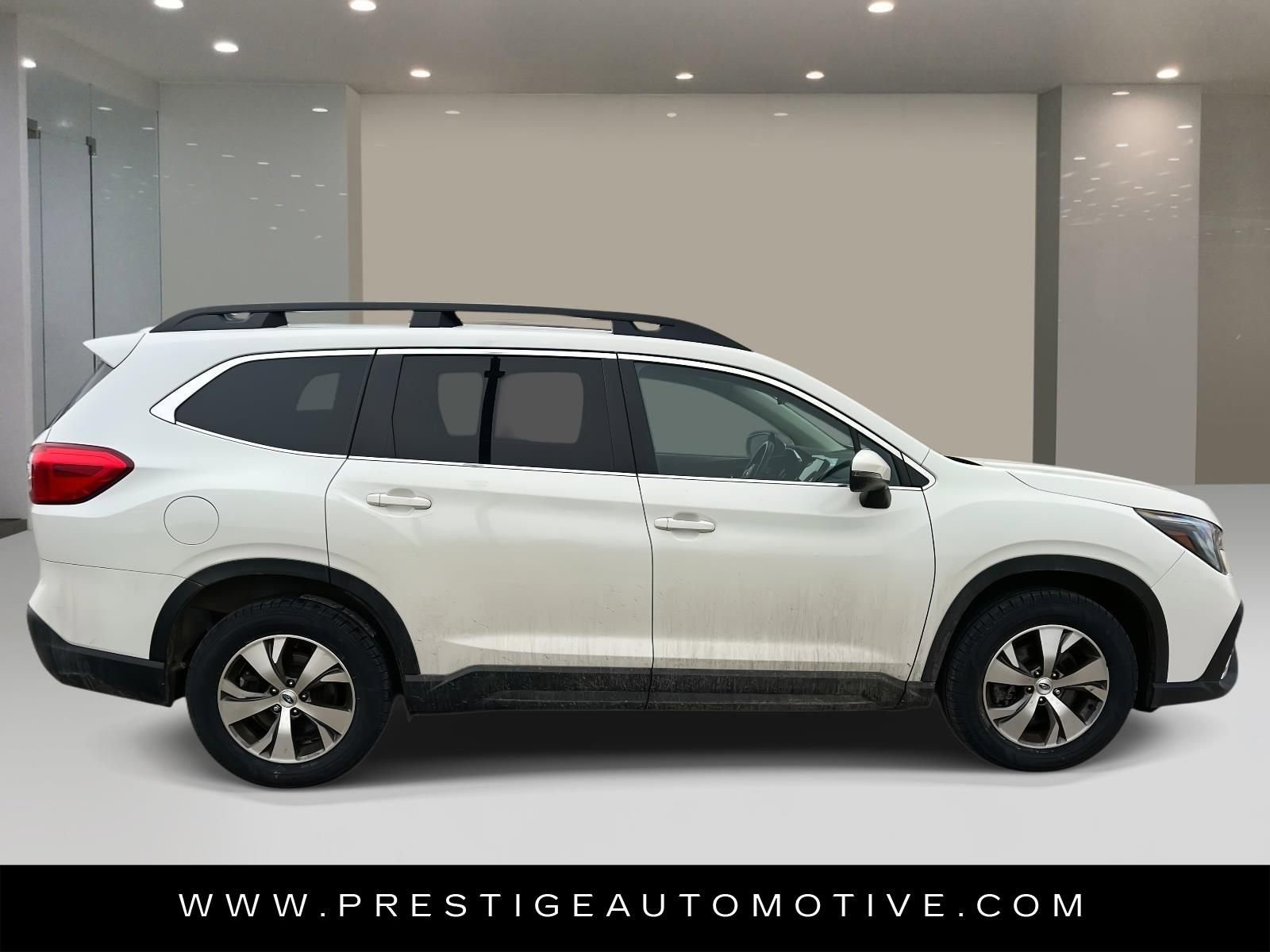 Used 2023 Subaru Ascent Premium w/ Convenience Package image 5
