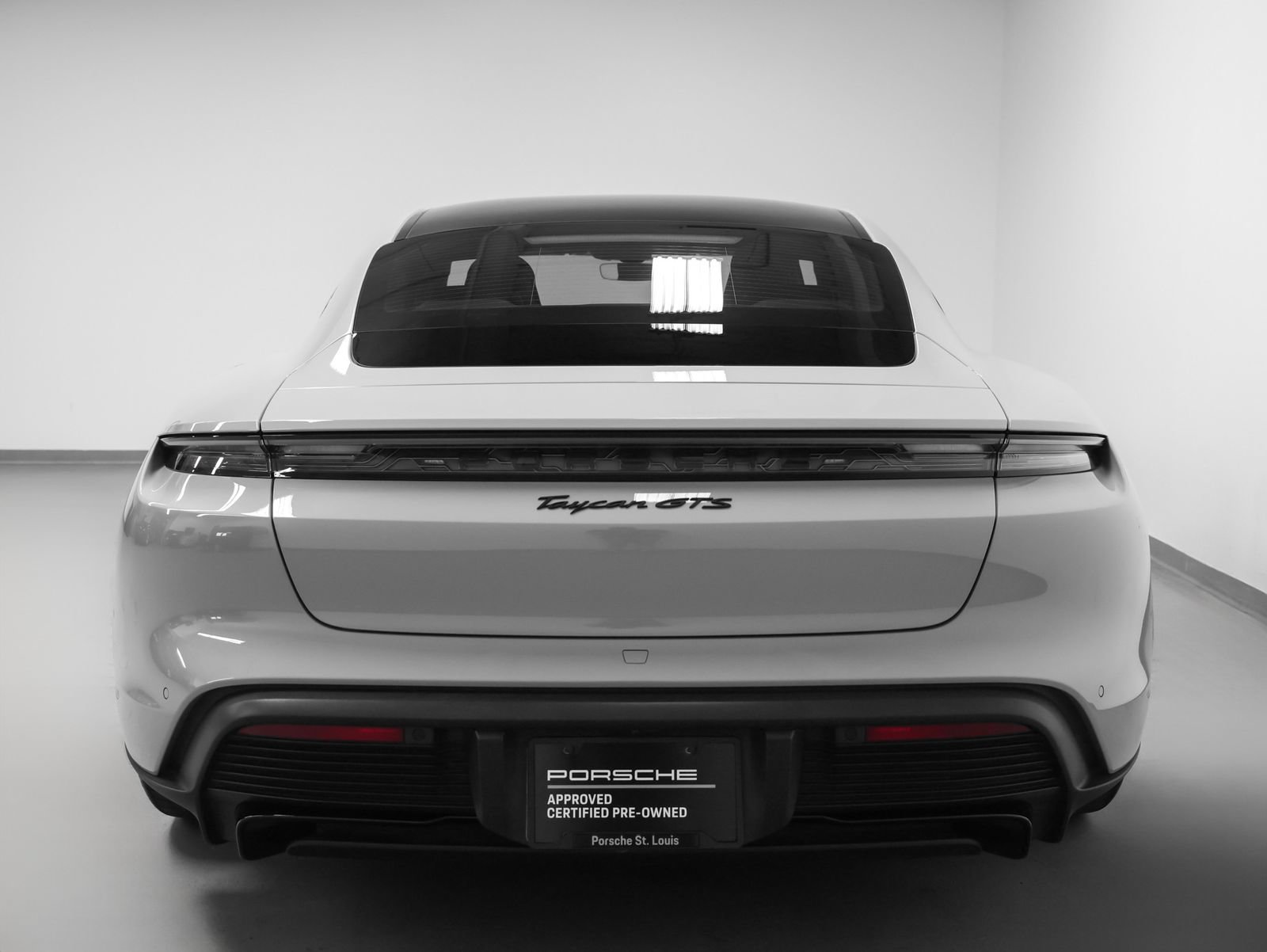 Certified 2024 Porsche Taycan GTS AWD/4WD image 11