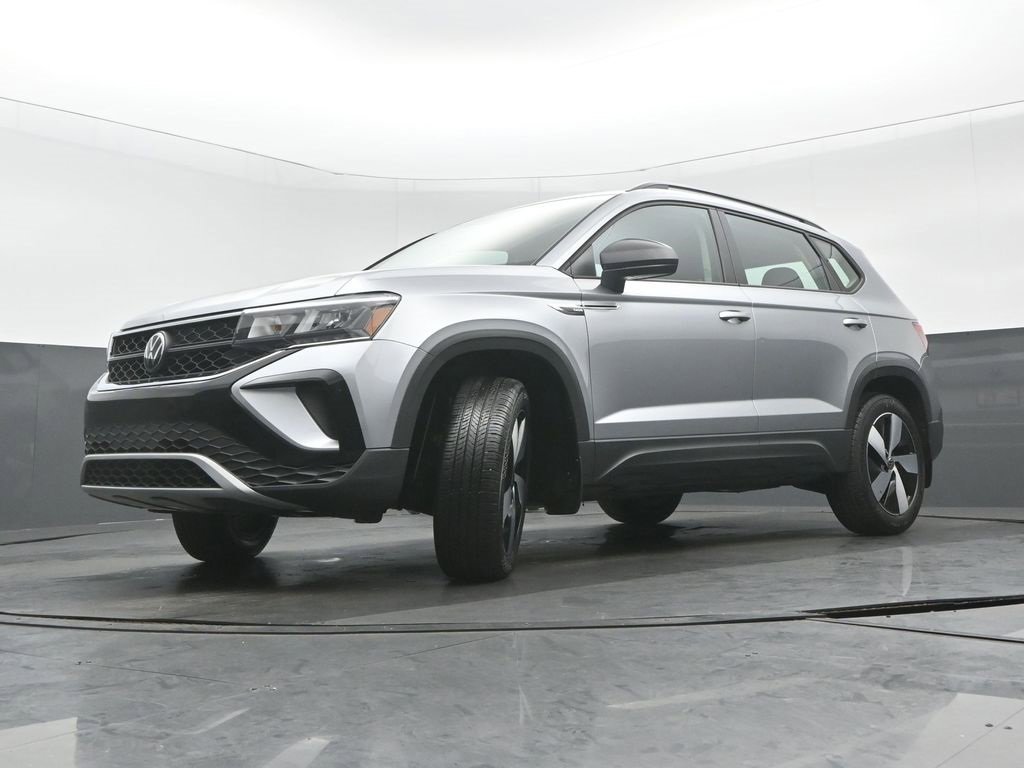 Used 2024 Volkswagen Taos S image 28