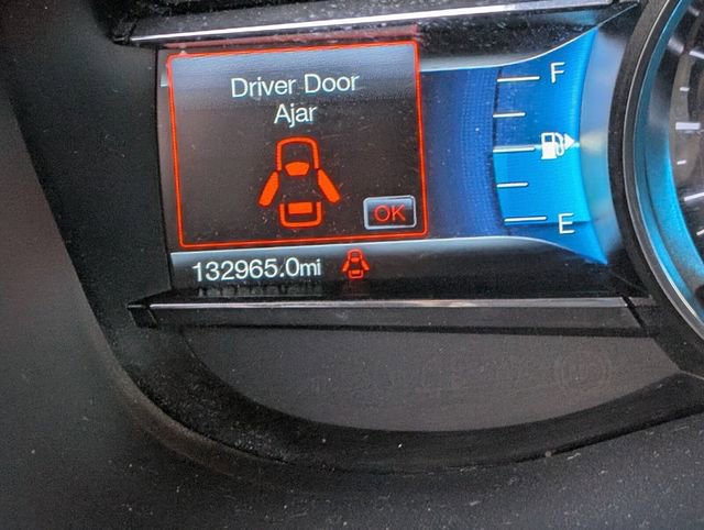 Used 2017 Ford Explorer Limited image 19