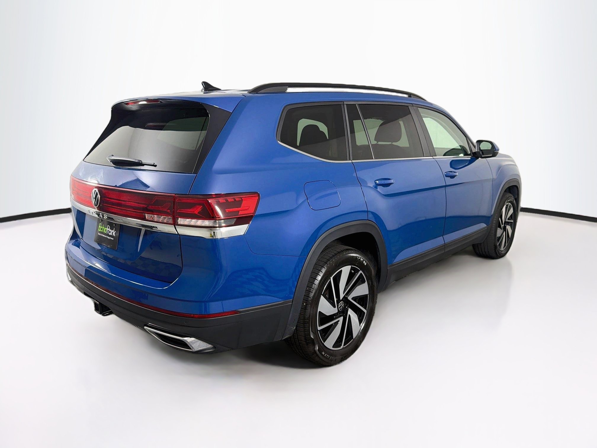 Used 2026 Volkswagen Atlas SE FWD image 9