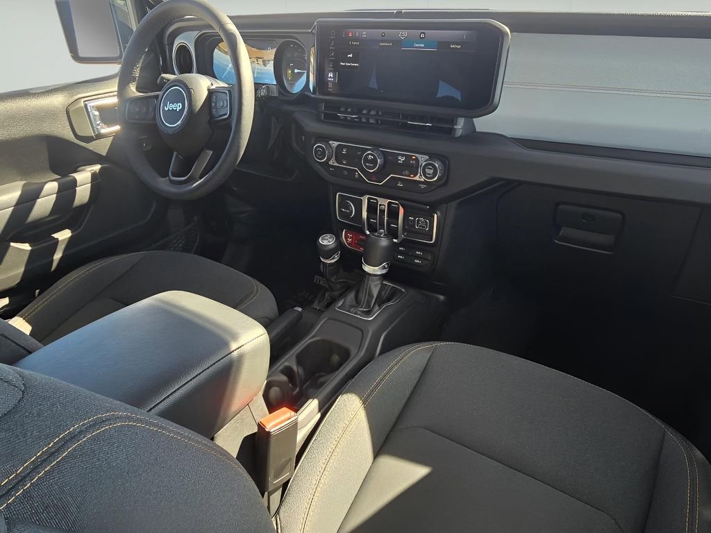 Used 2025 Jeep Wrangler Unlimited Sport S 4xe AWD/4WD image 19