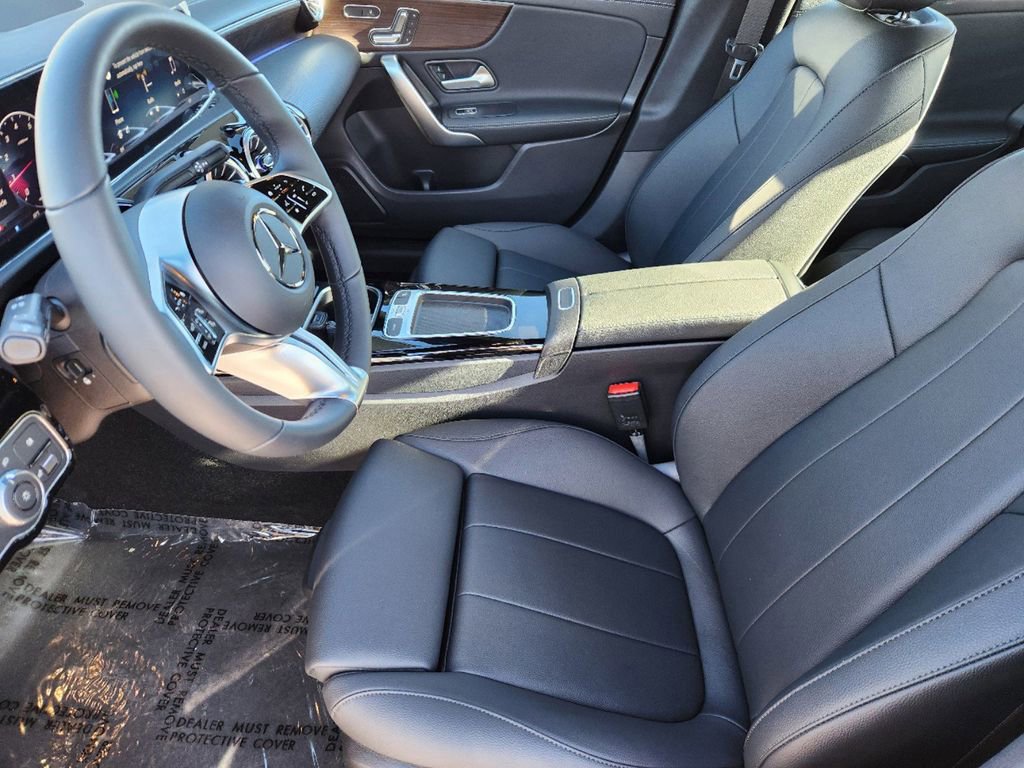 New 2025 Mercedes-Benz CLA 250 4MATIC image 12
