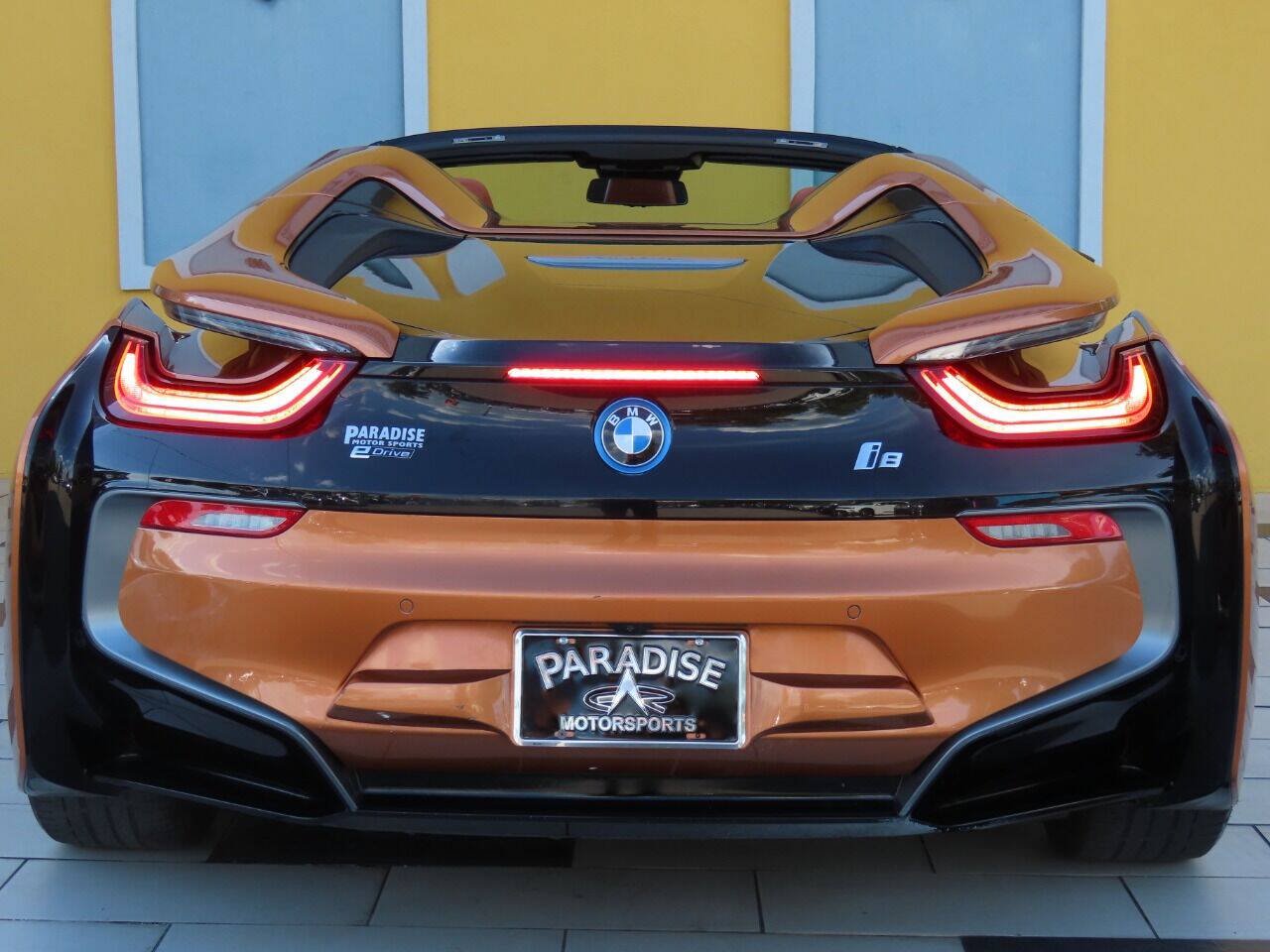 Used 2019 BMW i8 Roadster AWD/4WD image 14