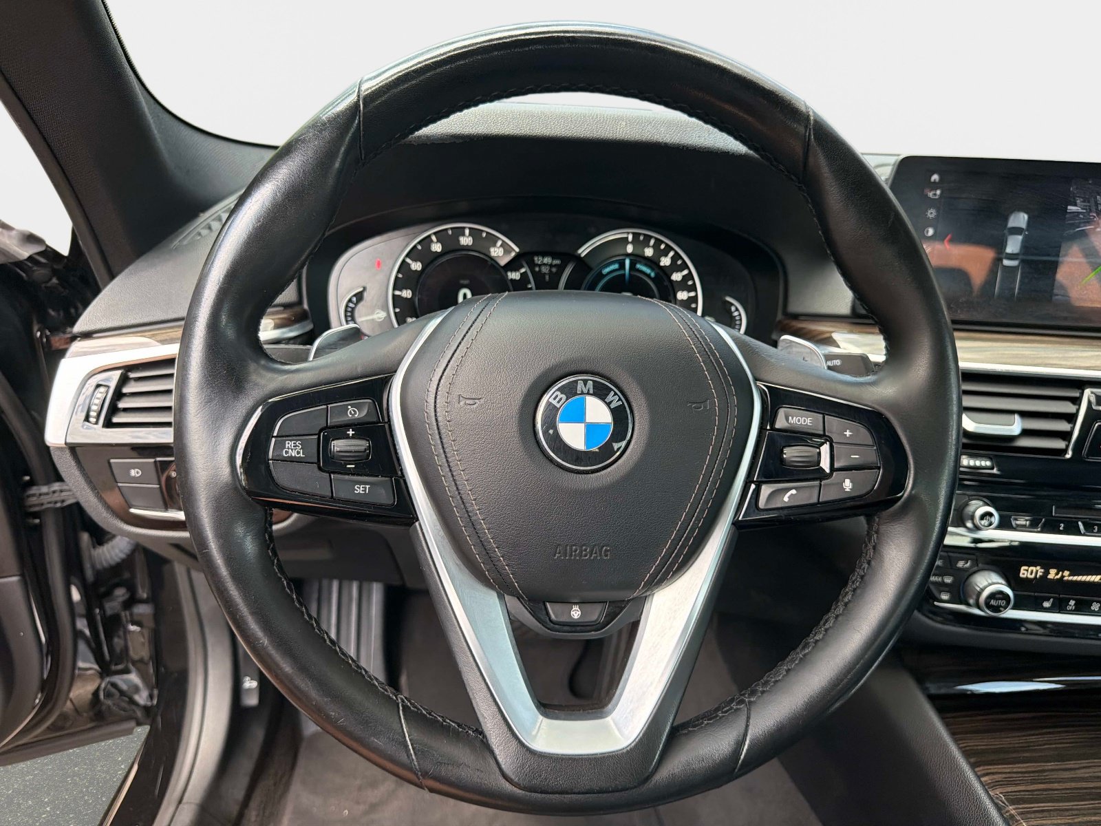 Used 2018 BMW 530e xDrive AWD/4WD image 24