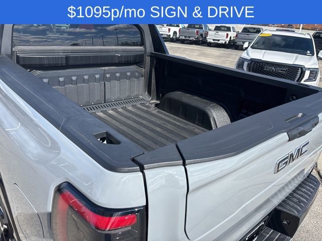 New 2025 GMC Sierra EV Denali image 24