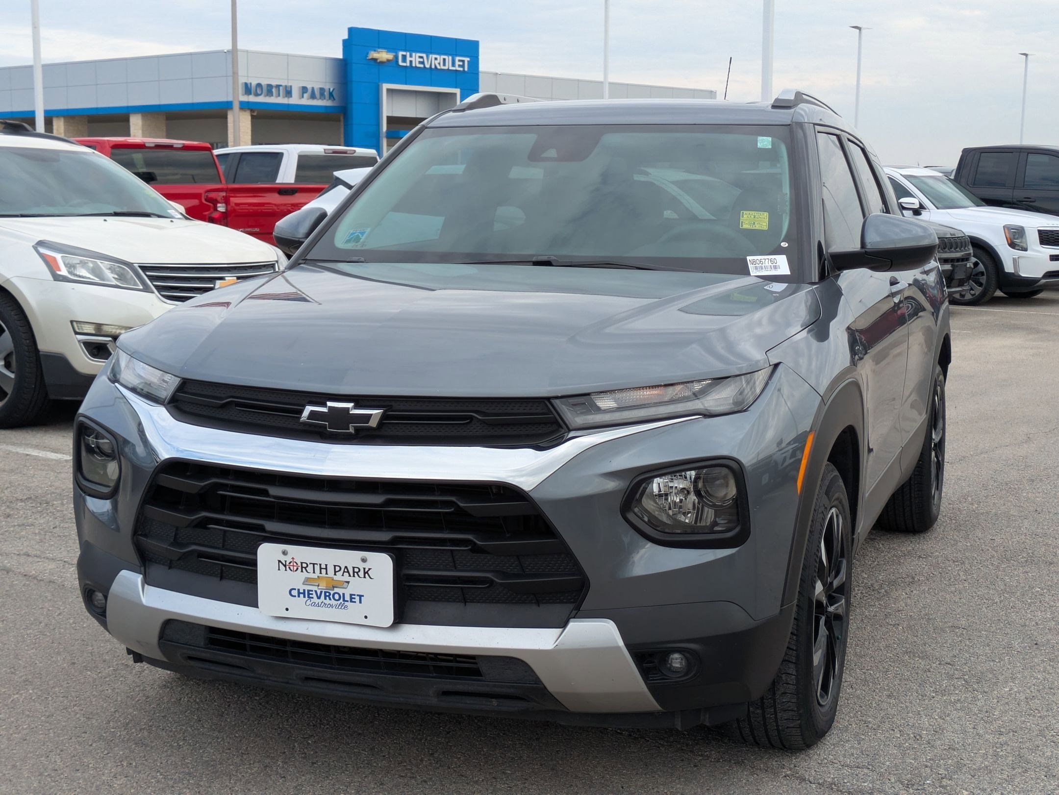 Certified 2022 Chevrolet TrailBlazer LT w/ LPO, Blackout Package image 7