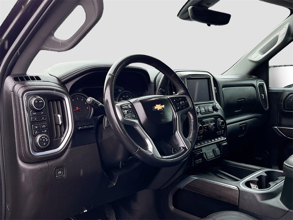 Used 2022 Chevrolet Silverado 1500 LTZ w/ Technology Package image 9