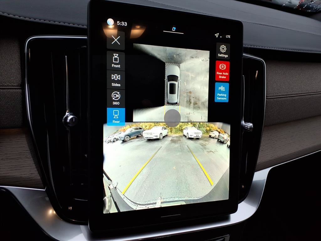 New 2026 Volvo XC90 B6 Plus w/ Protection Package Premier AWD/4WD image 20
