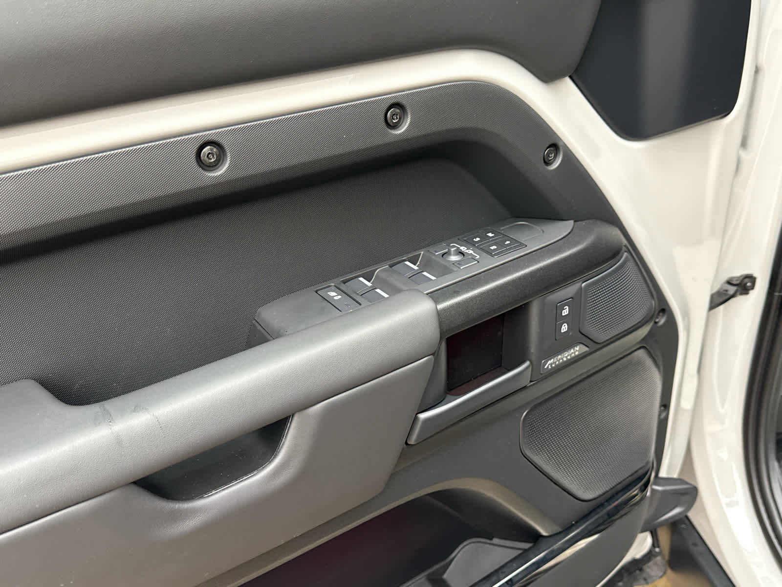 New 2026 Land Rover Defender 110 OCTA image 14
