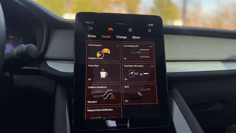 Used 2023 Polestar Polestar 2 PLUS w/ Pilot Pack image 35