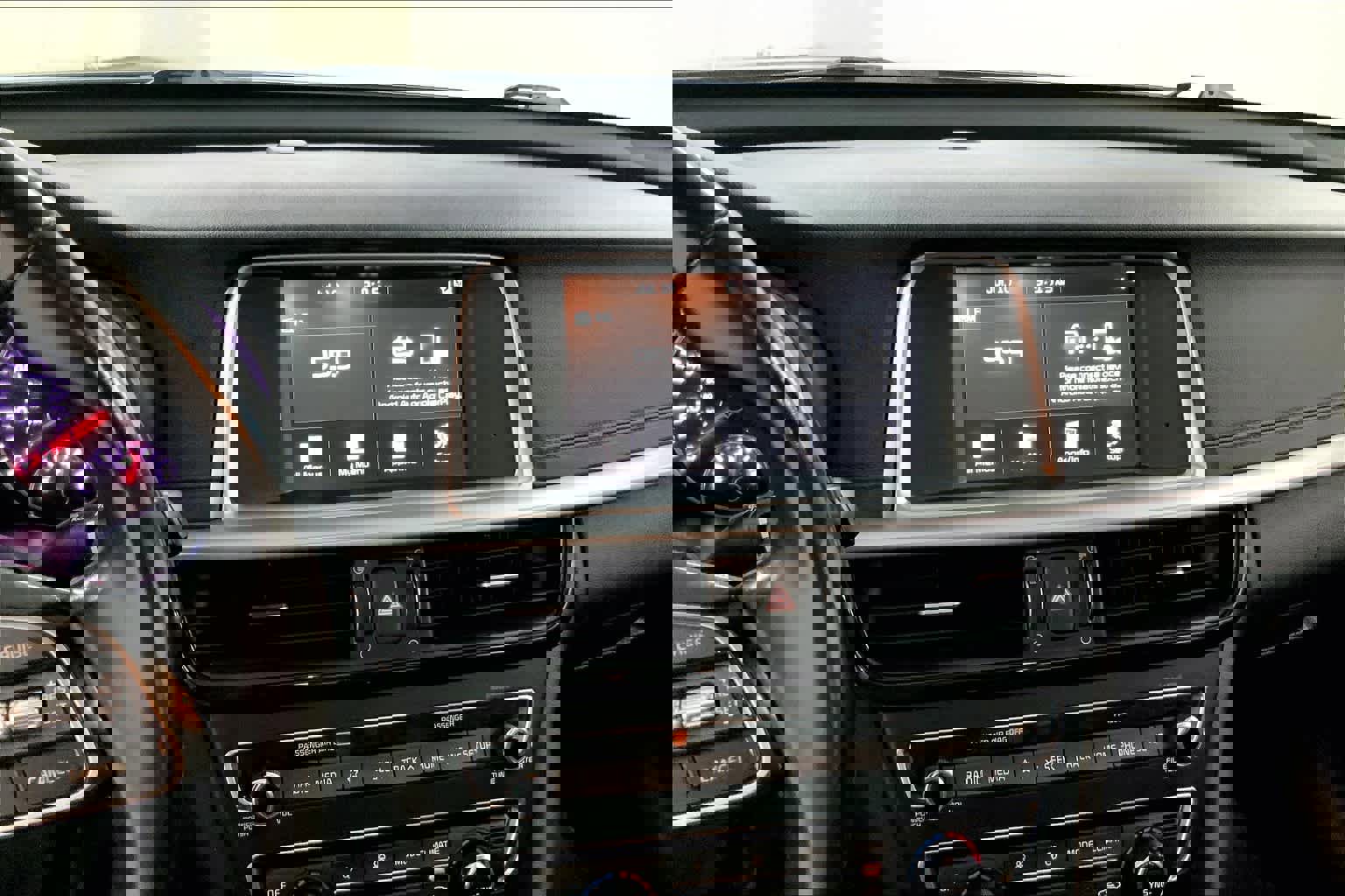 Used 2019 Kia Optima S image 5