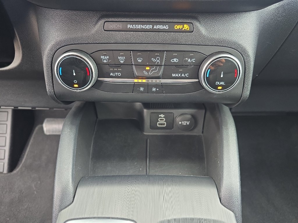 Used 2025 Ford Escape ST-Line image 16