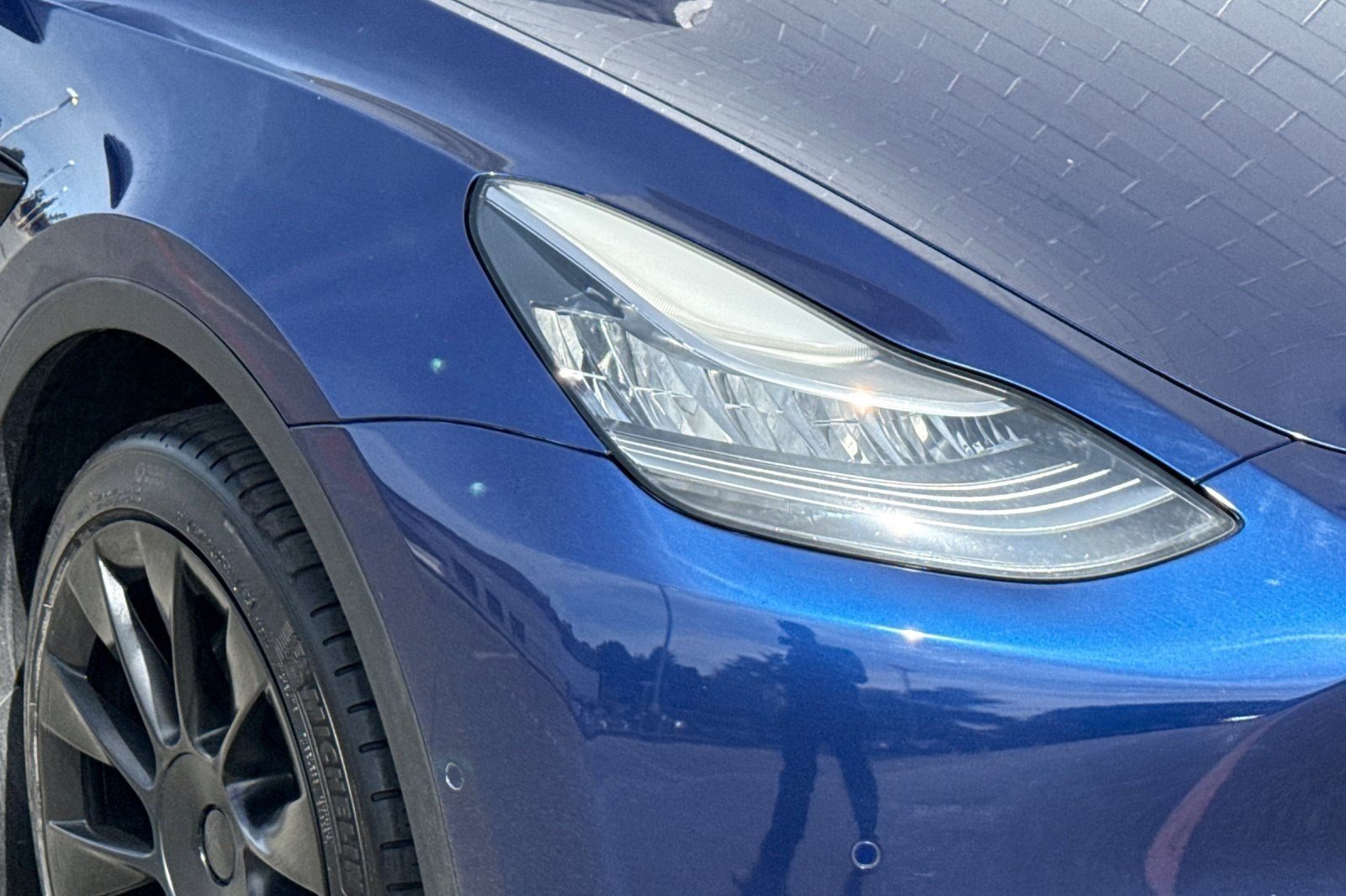 Used 2021 Tesla Model Y Long Range image 10