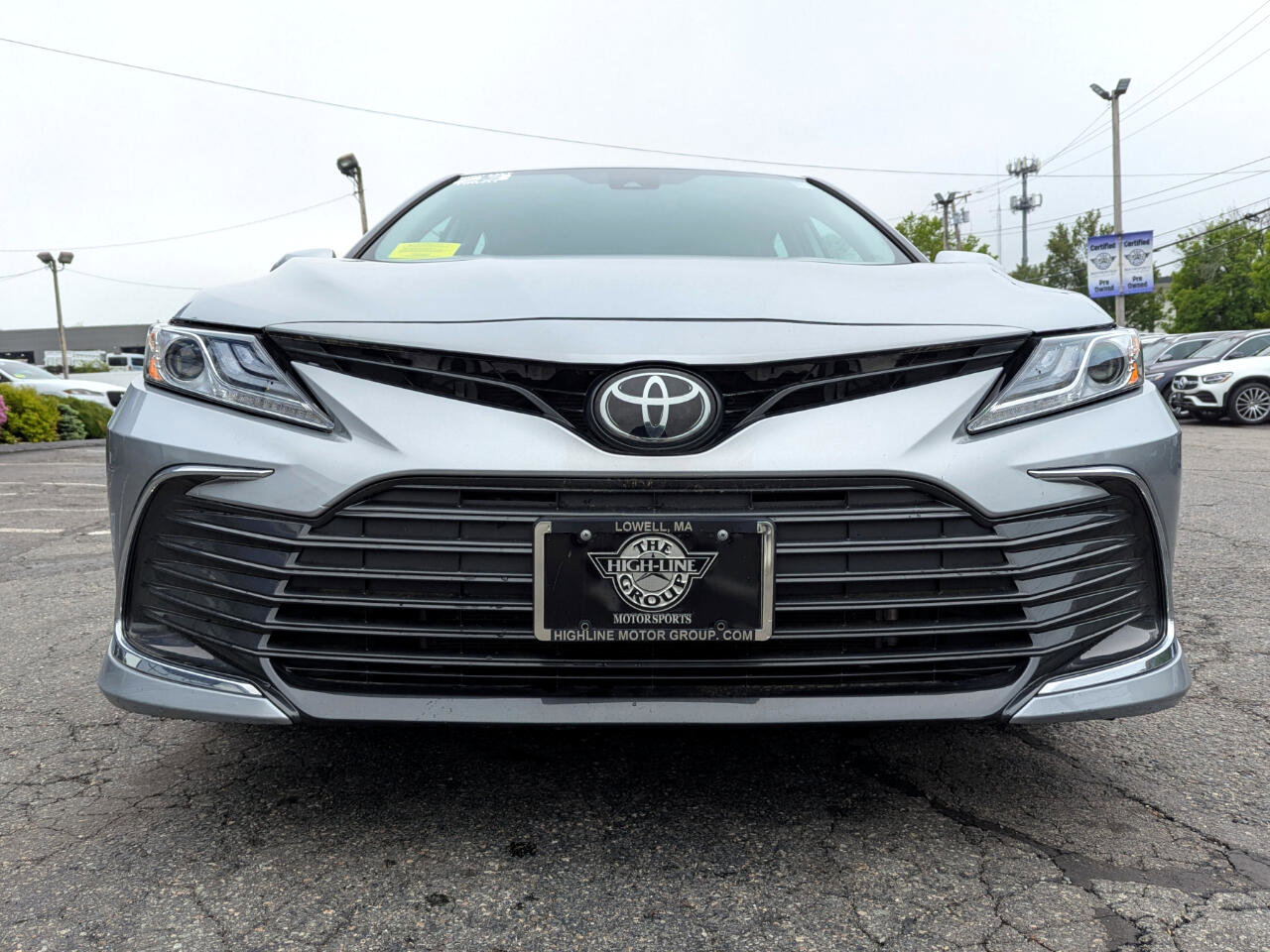 Used 2023 Toyota Camry XLE w/ Cold Weather Package AWD/4WD image 4