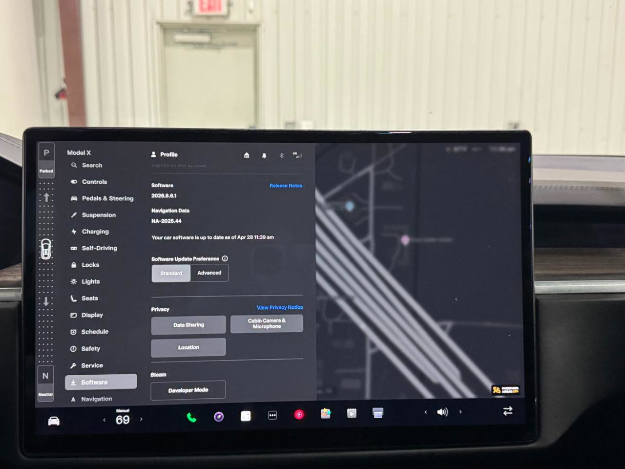 Used 2023 Tesla Model X AWD/4WD image 23