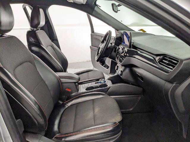 Certified 2024 Ford Escape ST-Line AWD/4WD image 17