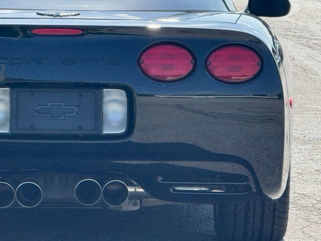 Used 1999 Chevrolet Corvette Coupe w/ Memory Pkg RWD image 5