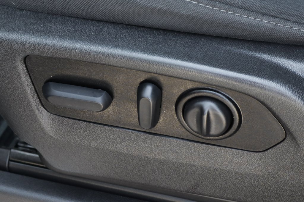 Used 2022 Chevrolet Silverado 1500 LT image 18