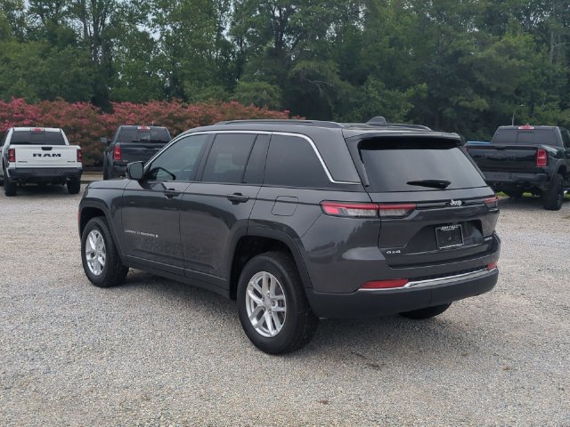 New 2026 Jeep Grand Cherokee Laredo X AWD/4WD image 3