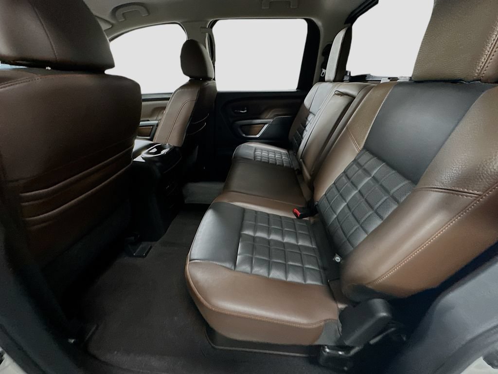 Used 2018 Nissan Titan Platinum Reserve AWD/4WD image 23